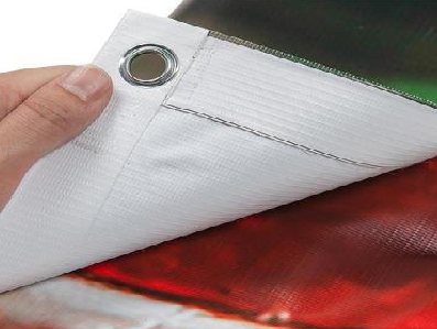 吴起喷绘和刀刮布的工艺区别。